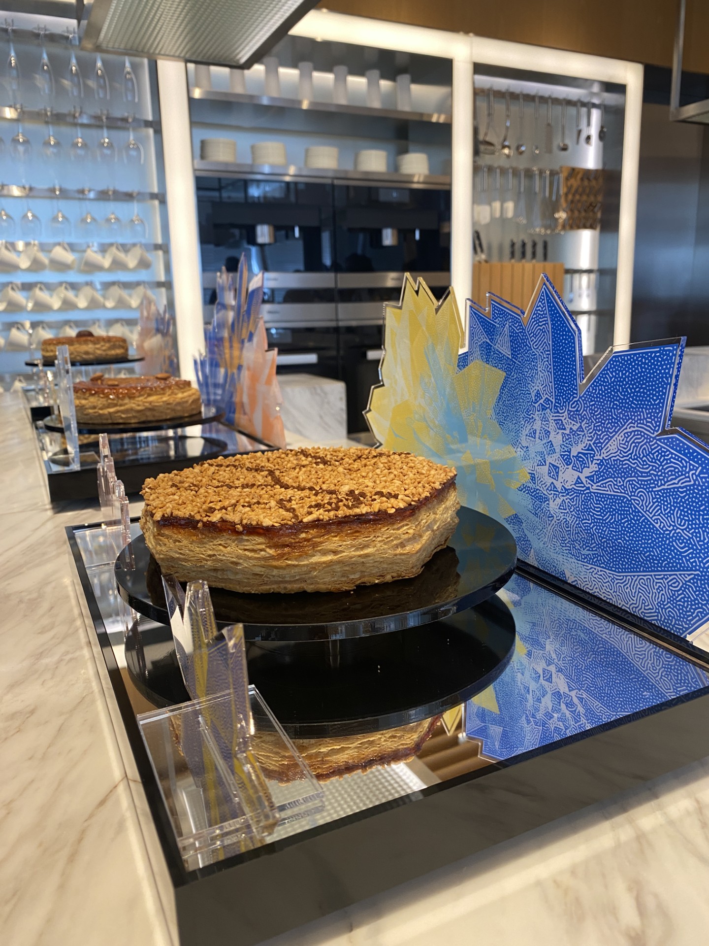 ピエール・エルメ Noël 2024：鉱物をテーマにしたクリスマス