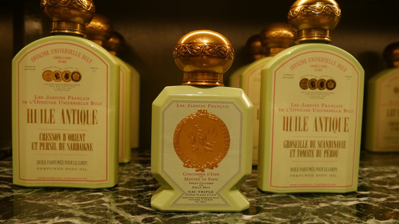 初夏の香り特集：オフィシーヌ・ユニヴェルセル・ビュリーの香水