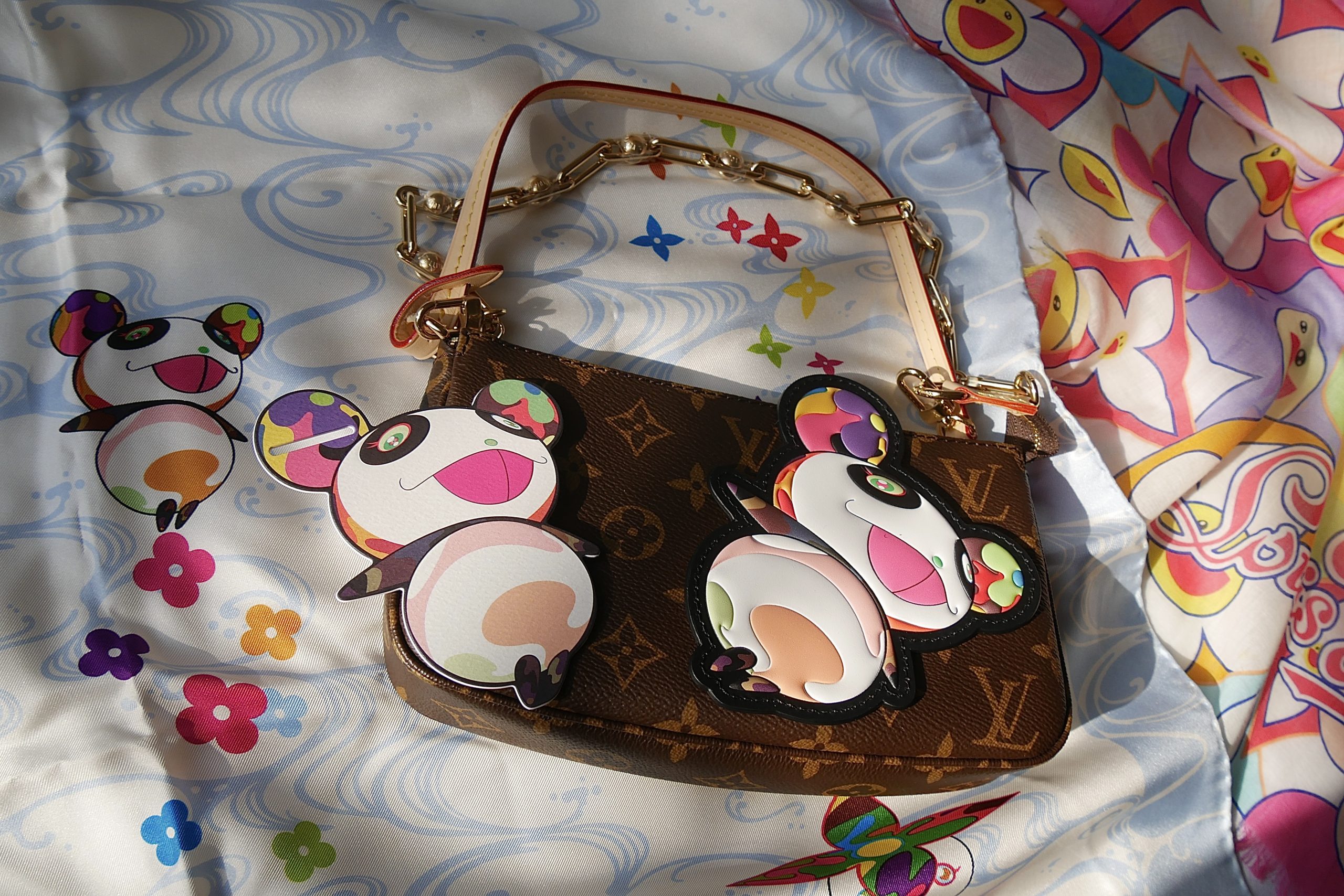 20年ぶりの再登場：ルイ・ヴィトン×村上隆のコラボレーション