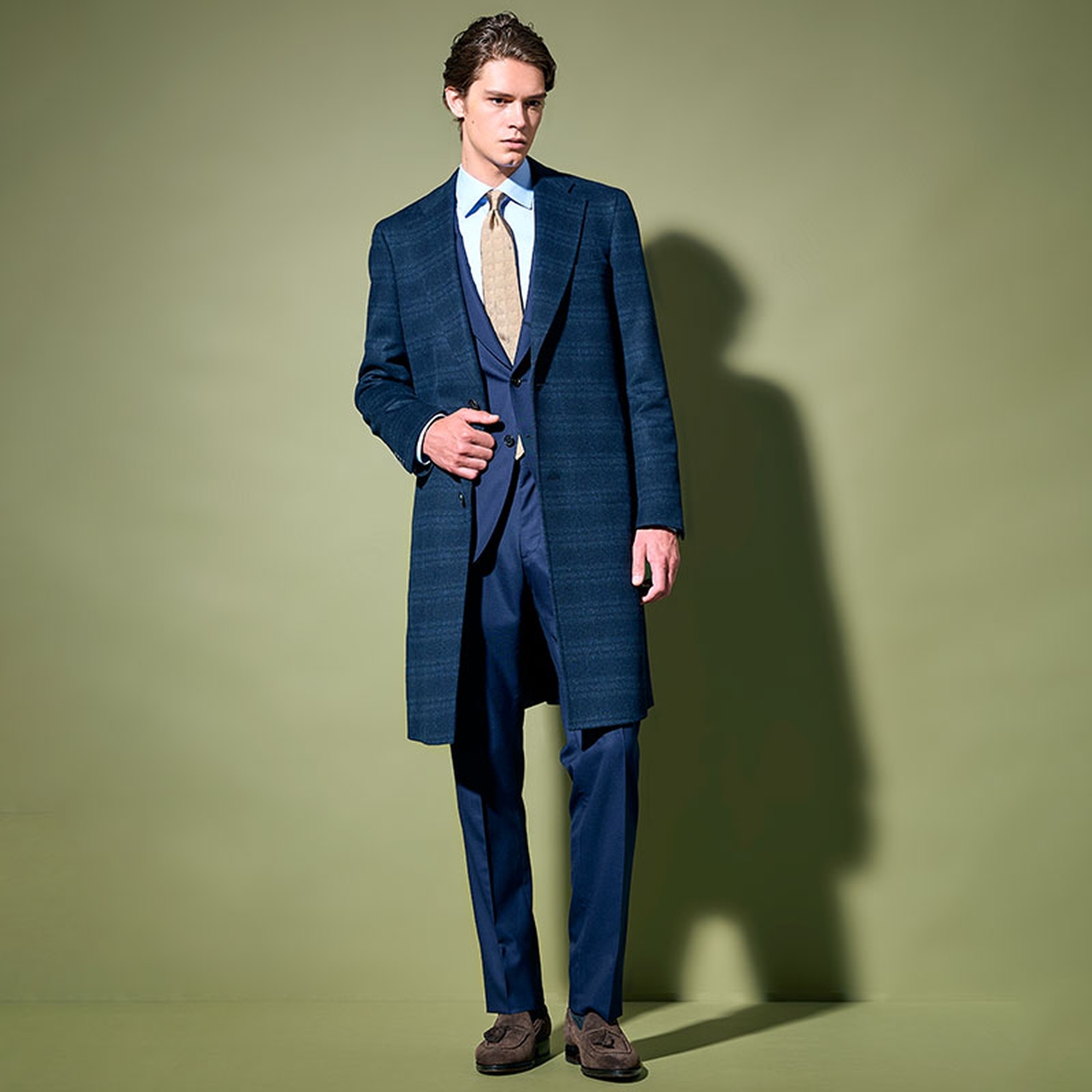 【美品】定価２１万　銀座松坂屋別注GIEVES＆HAWKS　ネイビースーツ　Ｍ 美品】定価21万 銀座松坂屋別注GIEVES＆HAWKS ネイビースーツ M